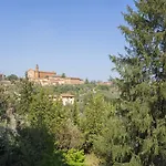 Bed & Breakfast Pantaneto - Palazzo Bulgarini 3*
