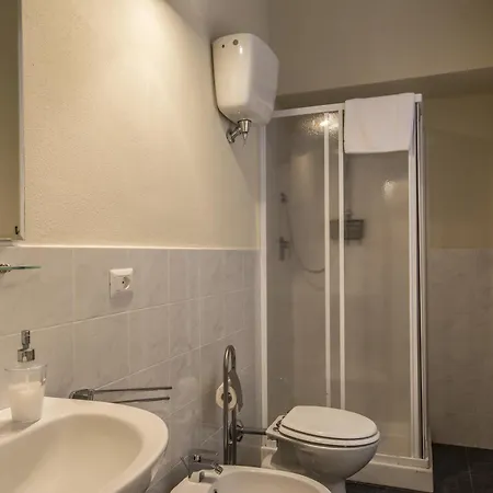 Pantaneto - Palazzo Bulgarini B&B