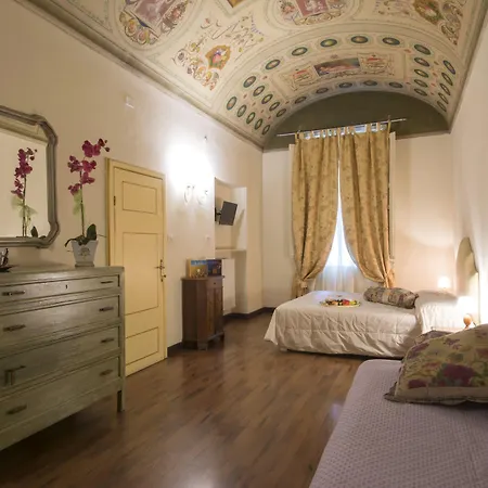 Pantaneto - Palazzo Bulgarini 3* סיינה