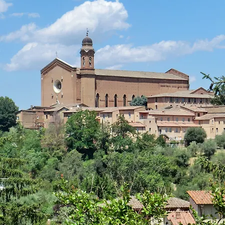Pantaneto - Palazzo Bulgarini 4*