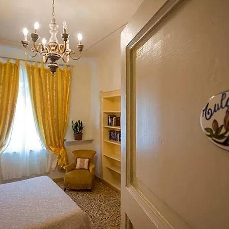 Pantaneto - Palazzo Bulgarini Oda ve Kahvaltı Siena