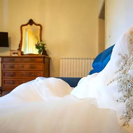 Oda ve Kahvaltı Pantaneto - Palazzo Bulgarini 4*