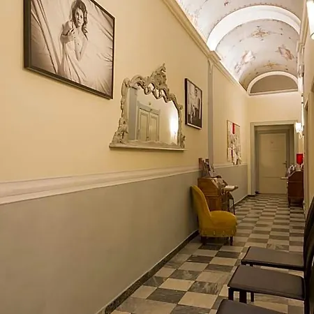 Pantaneto - Palazzo Bulgarini Oda ve Kahvaltı 4*
