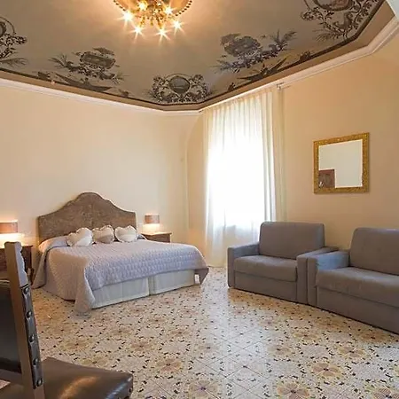 Oda ve Kahvaltı Pantaneto - Palazzo Bulgarini Siena