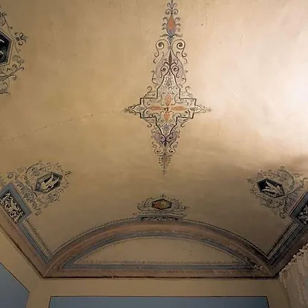 Pantaneto - Palazzo Bulgarini Oda ve Kahvaltı Siena