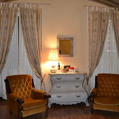 Pantaneto - Palazzo Bulgarini Bed & Breakfast