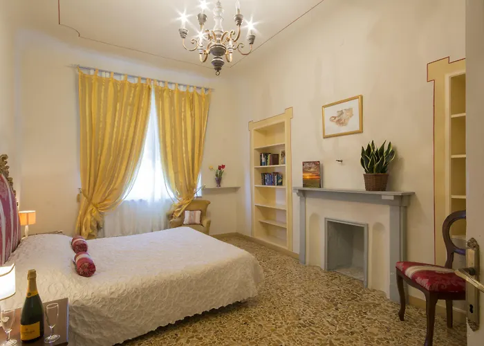 Panzió Pantaneto - Palazzo Bulgarini 3*