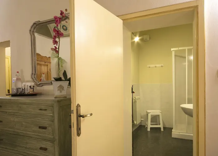 Pantaneto - Palazzo Bulgarini