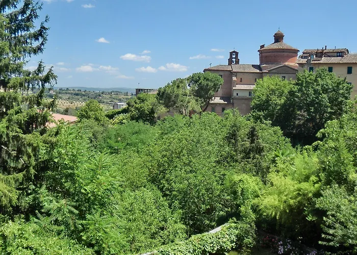 Pantaneto - Palazzo Bulgarini 3* シエーナ