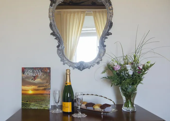 Pantaneto - Palazzo Bulgarini Bed & Breakfast