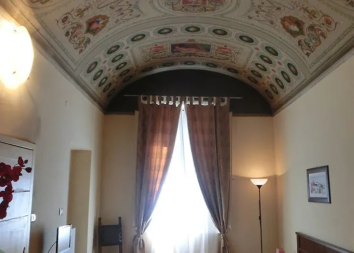 Pantaneto - Palazzo Bulgarini Panzió