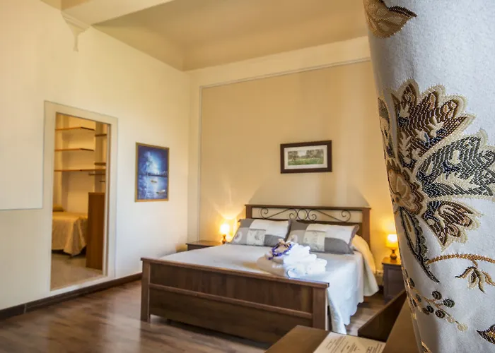 Pantaneto - Palazzo Bulgarini