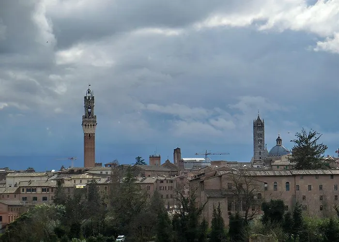 Pantaneto - Palazzo Bulgarini 3*