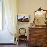 Pantaneto - Palazzo Bulgarini فندق مبيت وإفطار سيينا