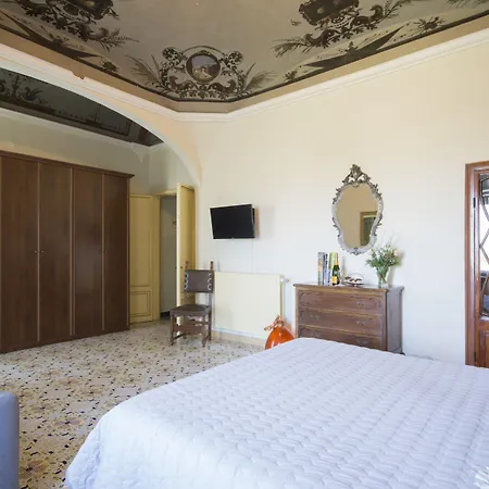 Pantaneto - Palazzo Bulgarini Oda ve Kahvaltı Siena