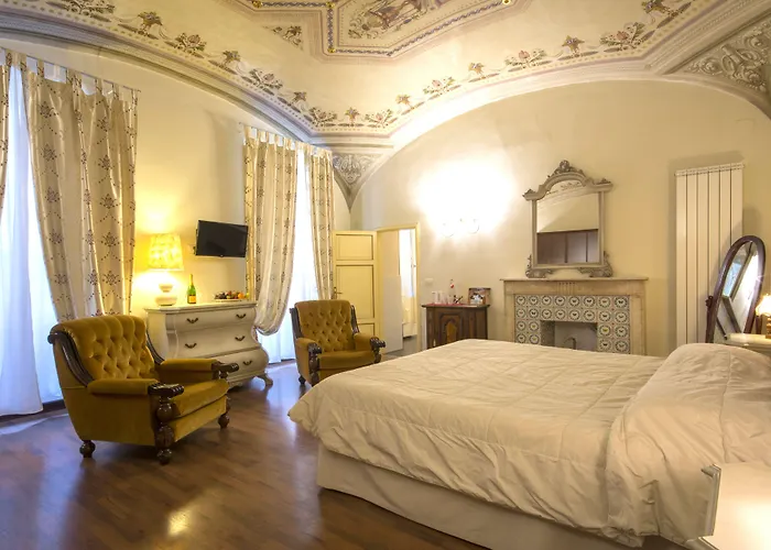 Pantaneto - Palazzo Bulgarini 3*