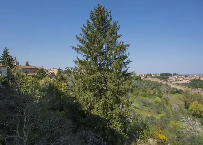 Pantaneto - Palazzo Bulgarini Alojamento de Acomodação e Pequeno-almoço Siena