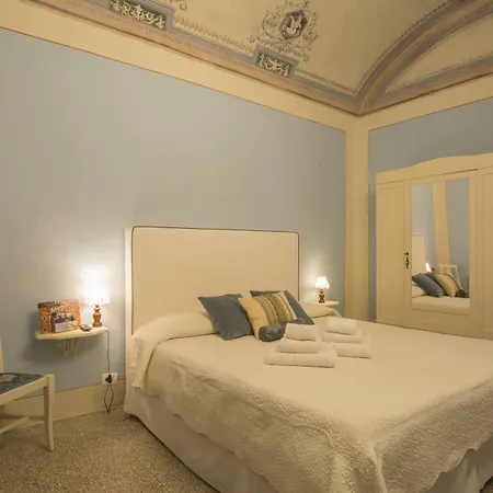 Pantaneto - Palazzo Bulgarini