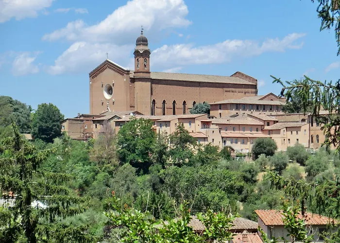 Pantaneto - Palazzo Bulgarini 3*