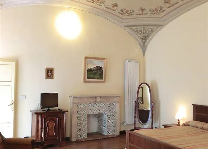 Pantaneto - Palazzo Bulgarini